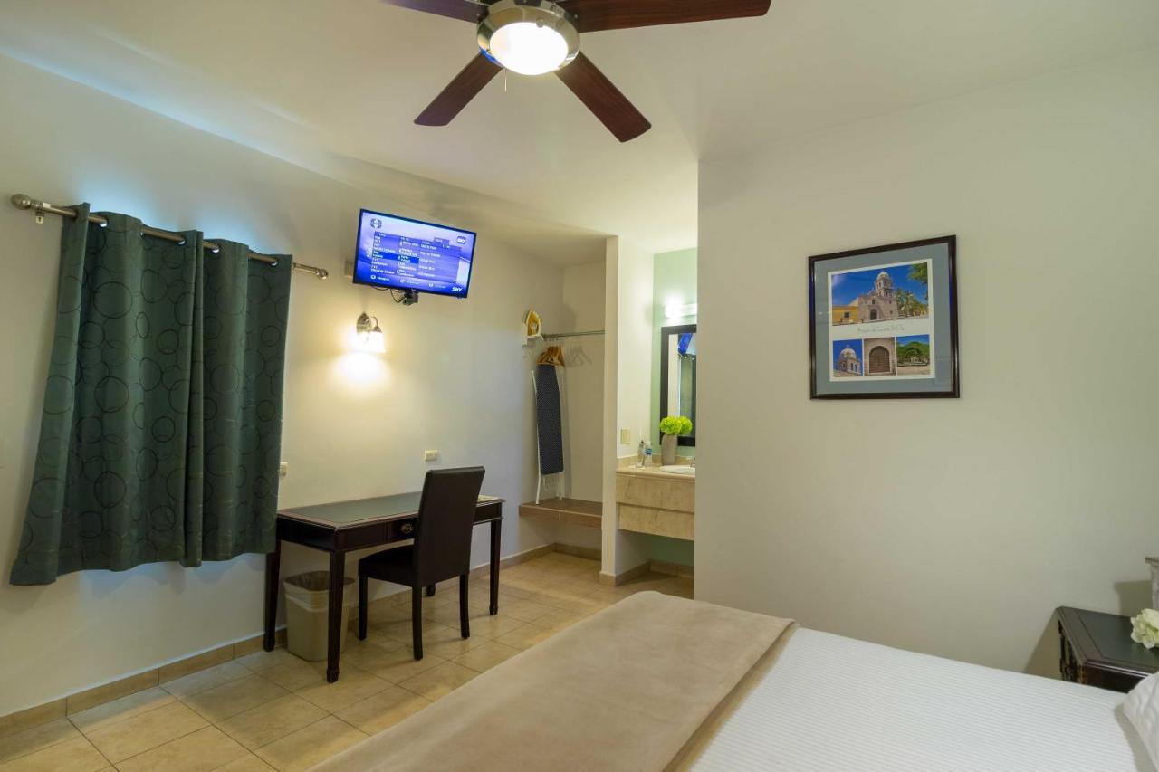Ciudad Constitución Cuatro Misiones Hotel מראה חיצוני תמונה